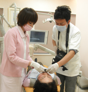 技工師の立ち会い　完成前に総チェック