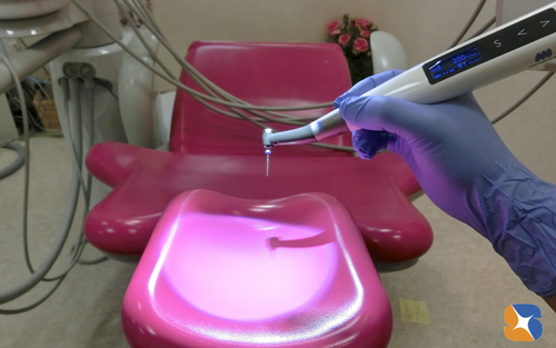 根の長さも掃除を行いながら自動的に測定してくれる