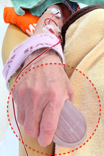 無痛対策① : 冬の冷たい注射液を人肌温度に温めて無痛化へ 無痛対策① : 冬の冷たい注射液を人肌温度に温めて無痛化へ