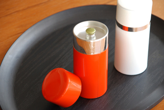 お茶筒のフタの原理を応用